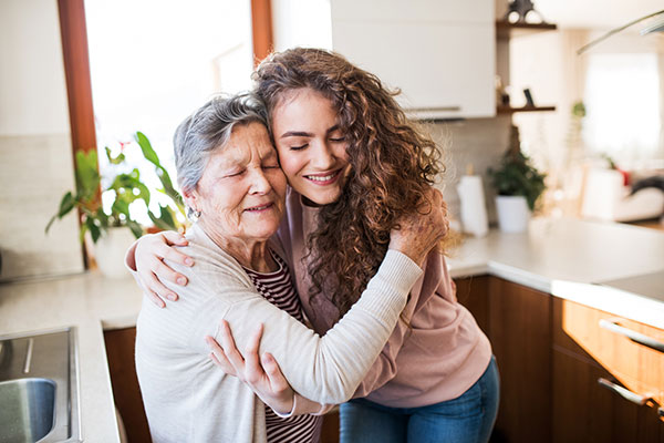 Family Connection Helps Seniors Maintain a Positive Outlook